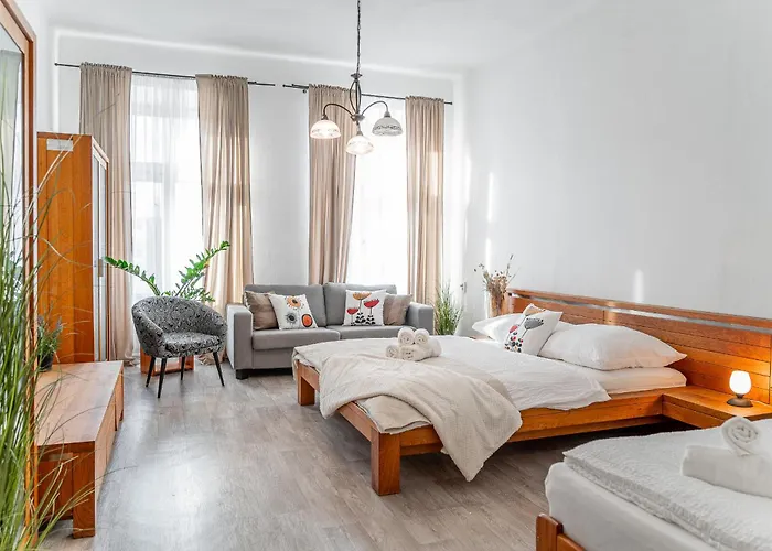 아파트 Puskinova 100m2 6 Beds Center *