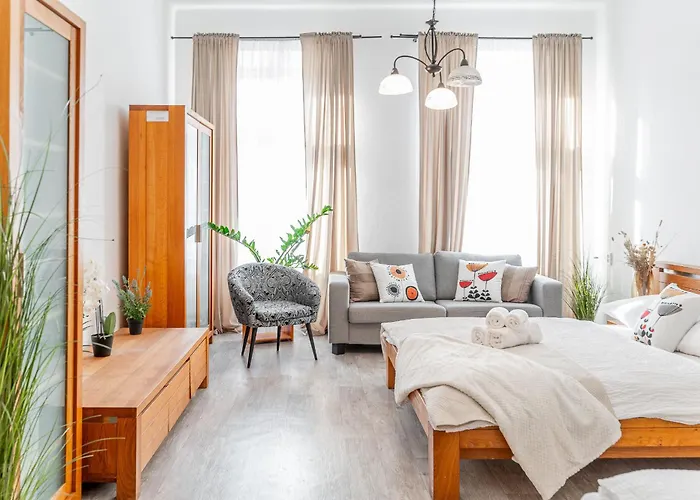 Apartamento Puskinova 100m2 6 Beds Center Košice